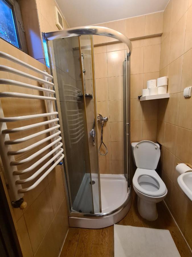 Chata Starych Znajomych Санок Екстериор снимка