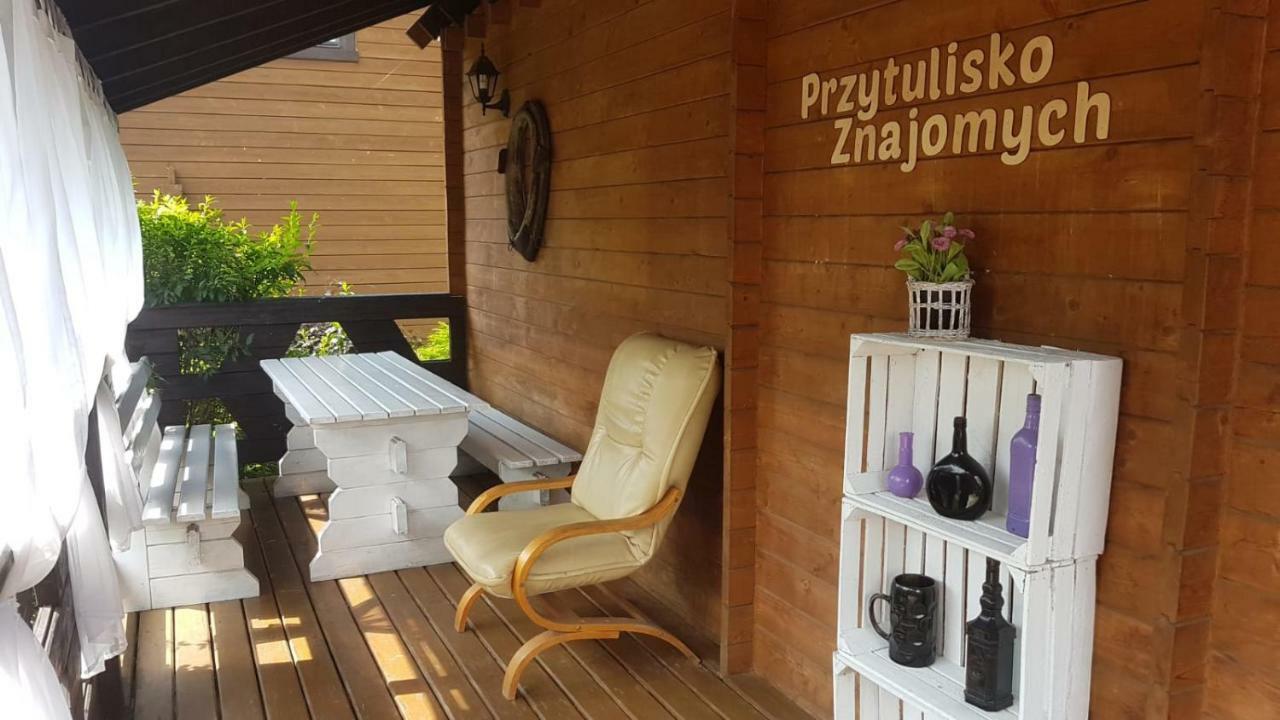 Chata Starych Znajomych Санок Екстериор снимка